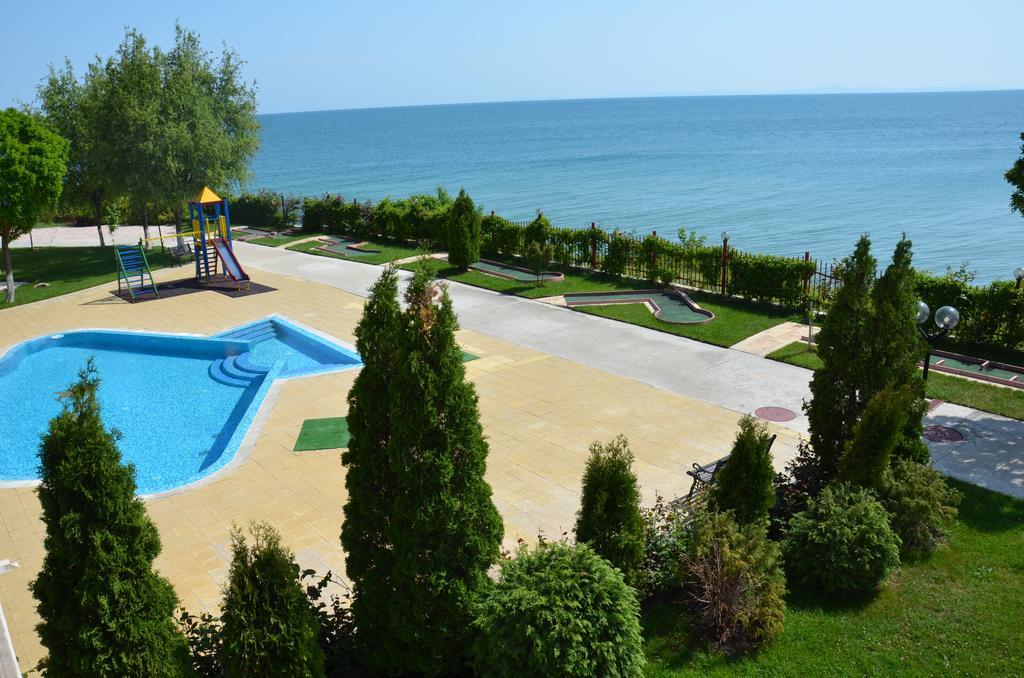 Single Private Apartments In Marina View Fort Beach Święty Włas Zewnętrze zdjęcie