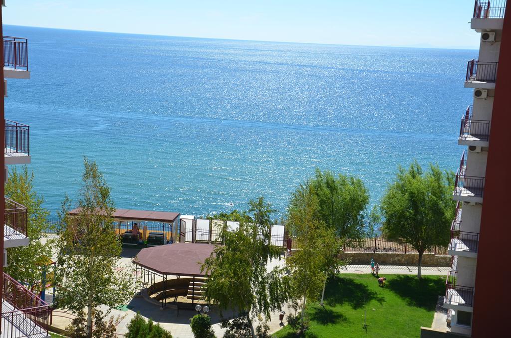 Single Private Apartments In Marina View Fort Beach Święty Włas Zewnętrze zdjęcie