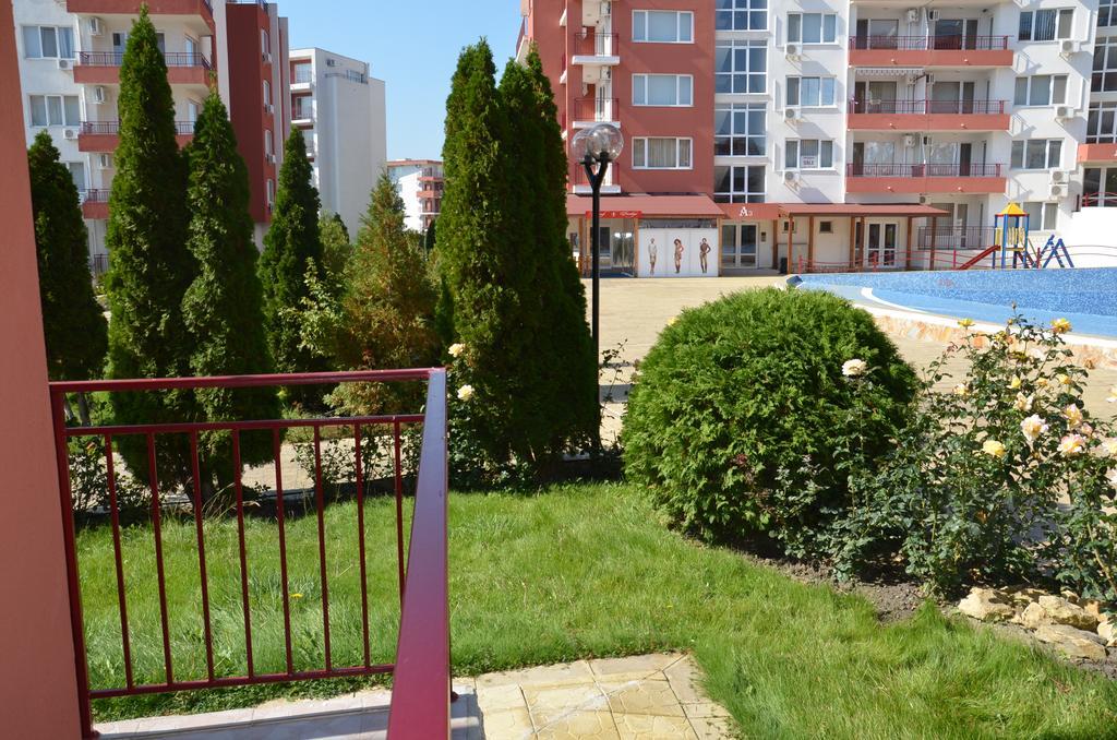 Single Private Apartments In Marina View Fort Beach Święty Włas Zewnętrze zdjęcie
