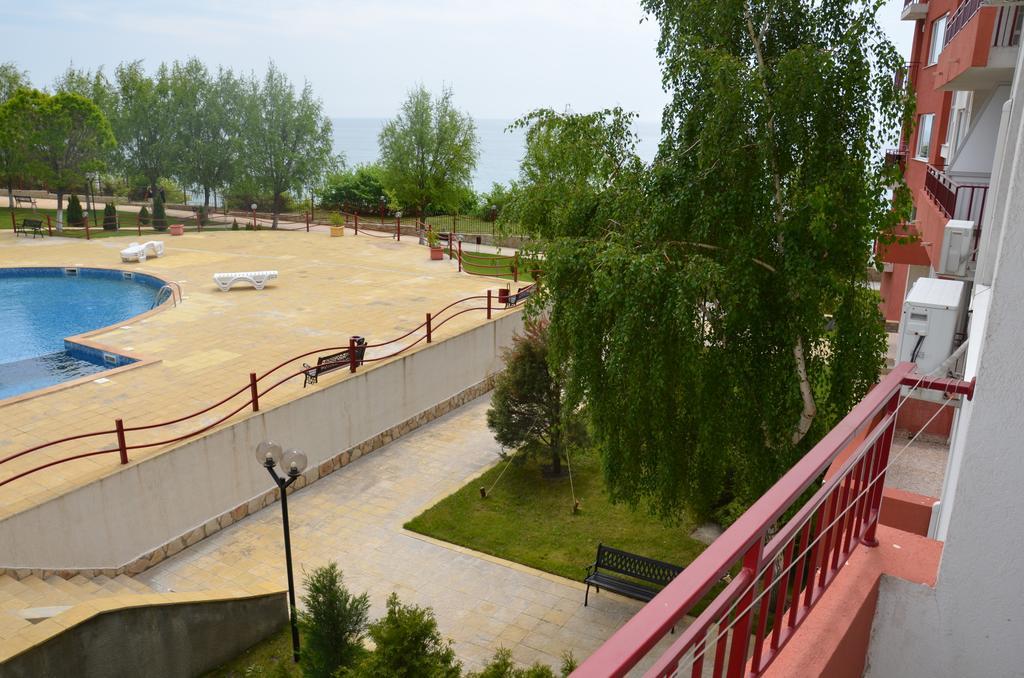 Single Private Apartments In Marina View Fort Beach Święty Włas Zewnętrze zdjęcie