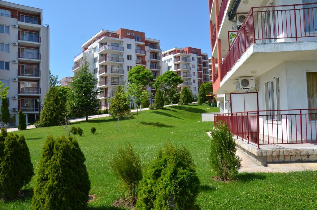 Single Private Apartments In Marina View Fort Beach Święty Włas Zewnętrze zdjęcie