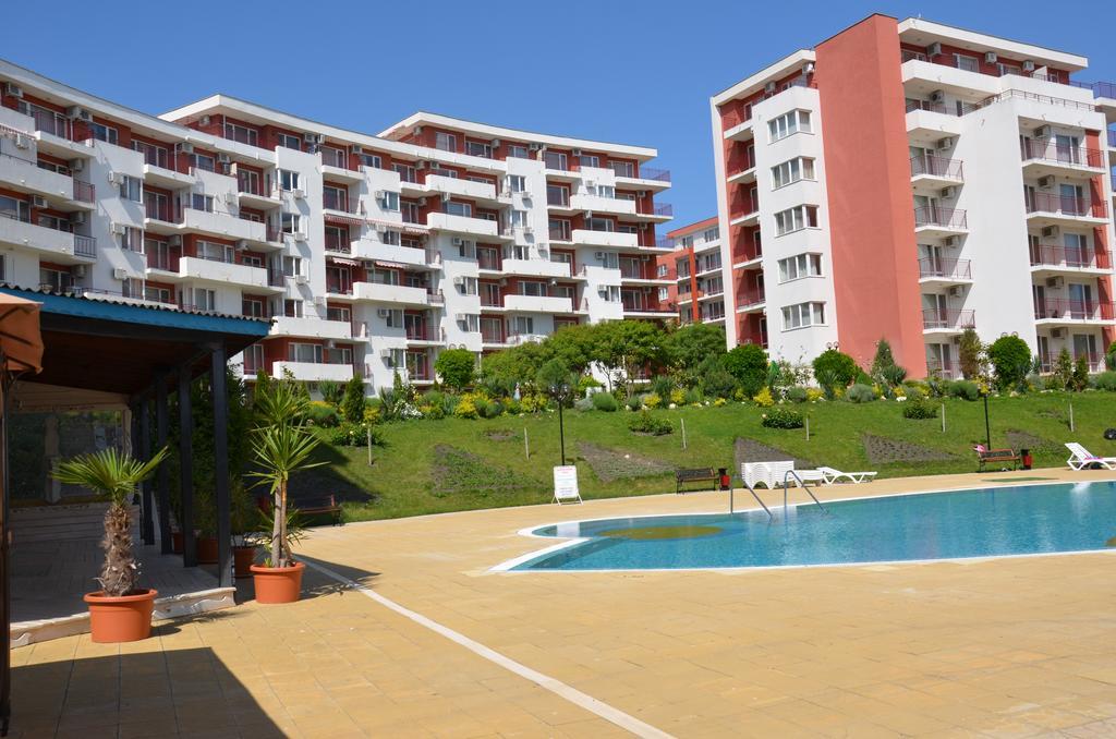 Single Private Apartments In Marina View Fort Beach Święty Włas Zewnętrze zdjęcie